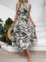 Printed Notched Sleeveless Midi Dress – Bild 3