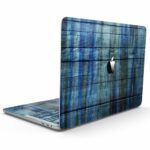 Blue and Green Tye-Dyed Wood - 13" MacBook Pro without Touch Bar Skin – Bild 2