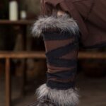 Dungeons & Dragons Barbarian Greaves Brown/Black
