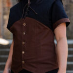 Dungeons & Dragons Rogue Hooded Vest Brown