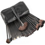 Professional 32pcs Black Makeup Brushes Set Powder Blusher Contour