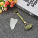 Natural Jade Facial Skin Massager Massage Roller – Bild 3