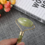Natural Jade Facial Skin Massager Massage Roller – Bild 5