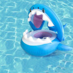 Aufblasbarer Schwimmring für Kinder mit Sonnendach – Hai-Design mit Sitz – Bild 8
