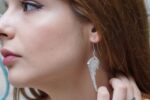 Fern Leaf Earrings: 14K Gold Plated Sterling Silver Drop – Bild 3